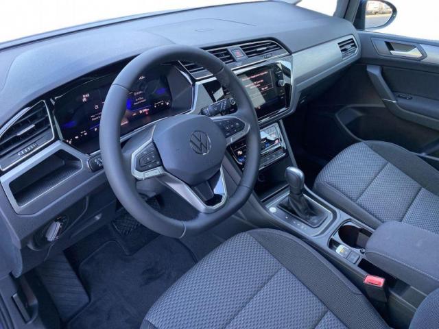 Volkswagen Touran image 8