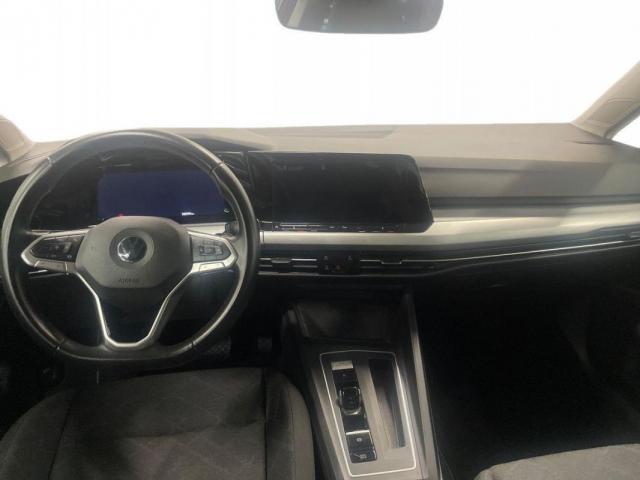 Volkswagen Golf image 6