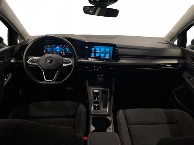 Volkswagen Golf image 8