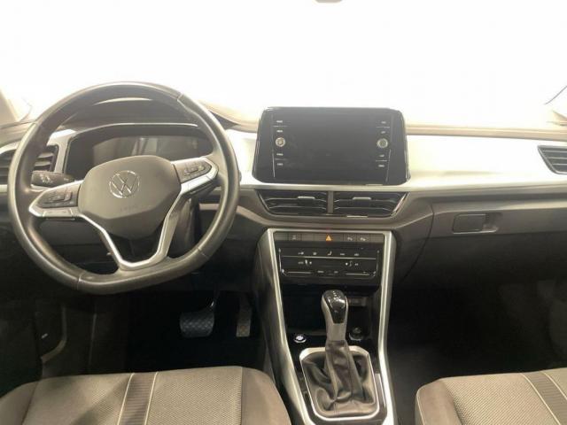 Volkswagen T-Roc image 6