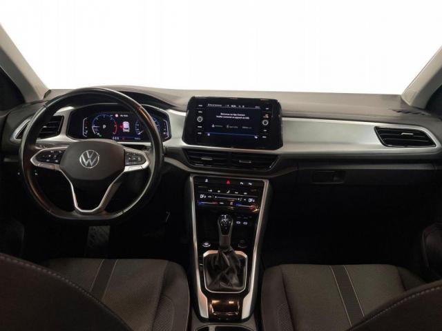 Volkswagen T-Roc image 8