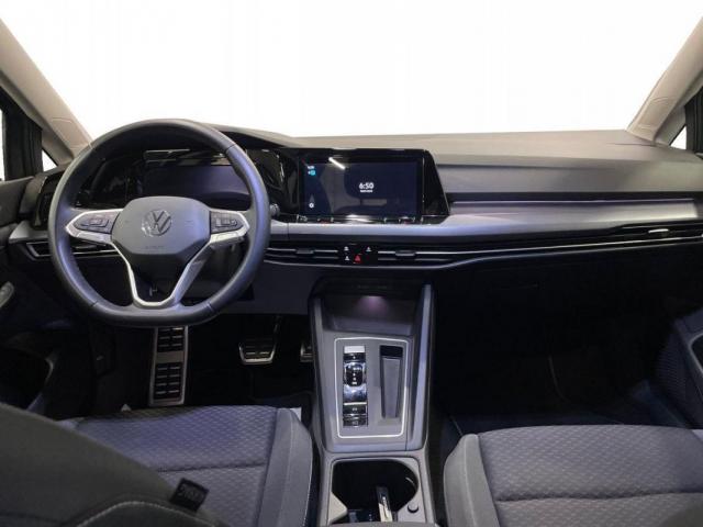 Volkswagen Golf image 1