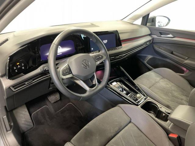 Volkswagen Golf image 2
