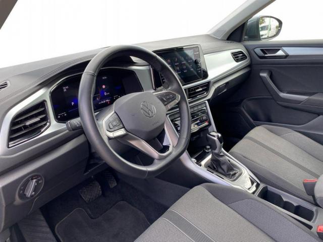 Volkswagen T-Roc image 6
