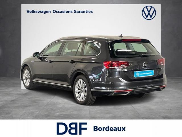 Volkswagen Passat Sw image 2