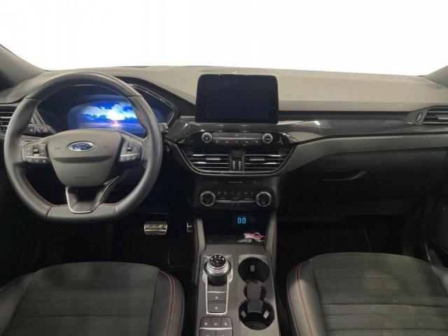 Ford Kuga image 7