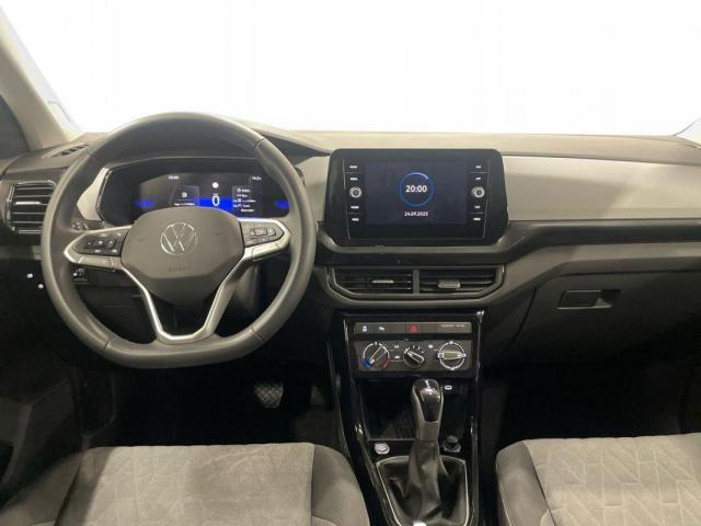 Volkswagen T-Cross image 2