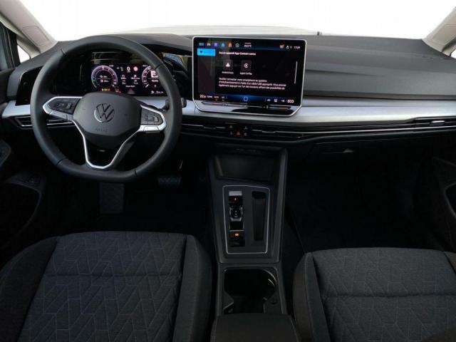 Volkswagen Golf image 8