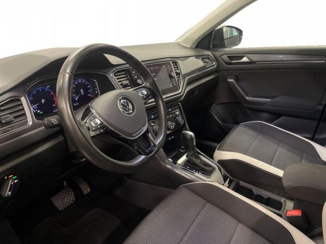 Volkswagen T-Roc image 8