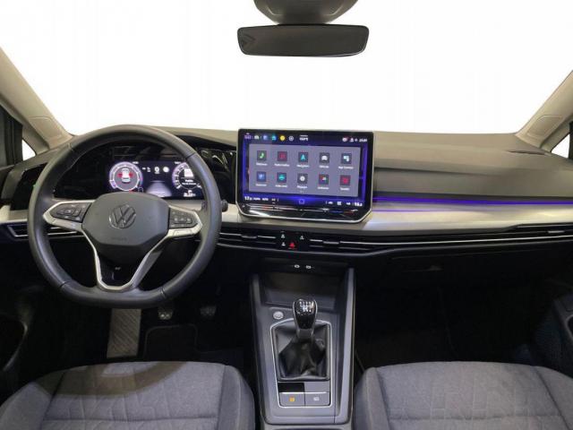 Volkswagen Golf image 6