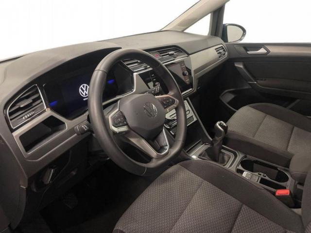 Volkswagen Touran image 4