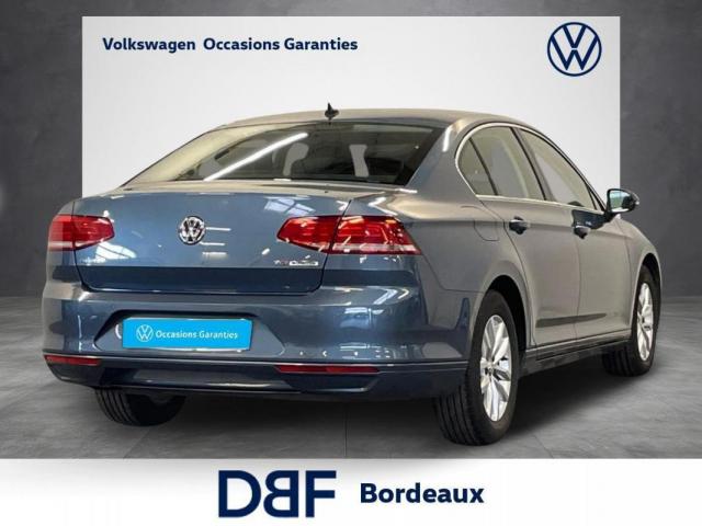 Volkswagen Passat image 3