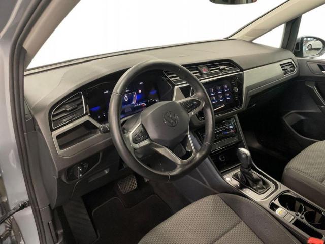 Volkswagen Touran image 6