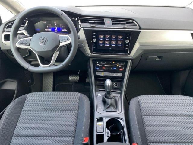Volkswagen Touran image 8
