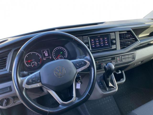 Volkswagen Transporter image 8