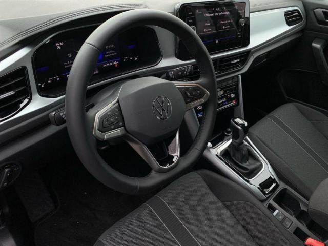 Volkswagen T-Roc image 4