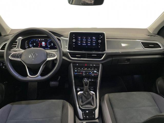 Volkswagen T-Roc image 3