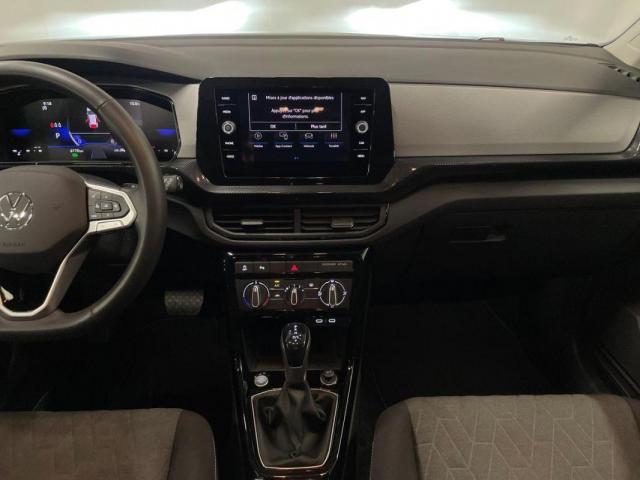 Volkswagen T-Cross image 2