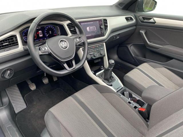 Volkswagen T-Roc image 7