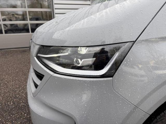 Volkswagen Caravelle image 1