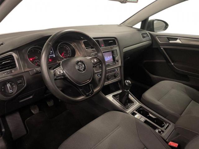 Volkswagen Golf image 7