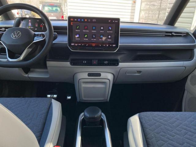 Volkswagen Id. Buzz image 1