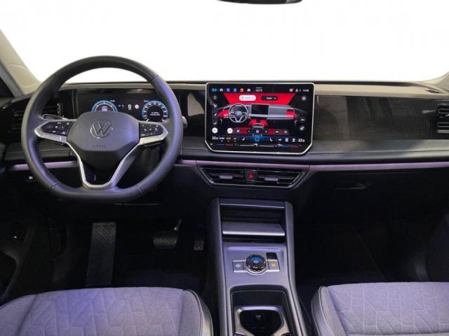 Volkswagen Tiguan image 9