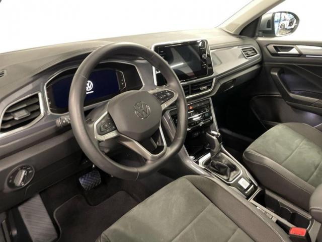 Volkswagen T-Roc image 4