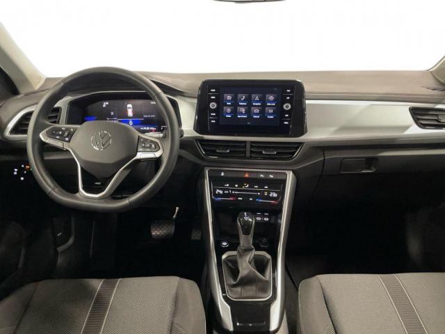 Volkswagen T-Roc image 8