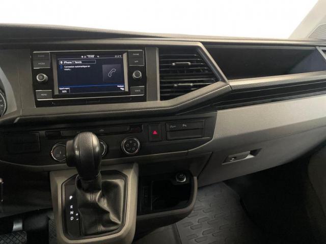 Volkswagen Transporter image 2