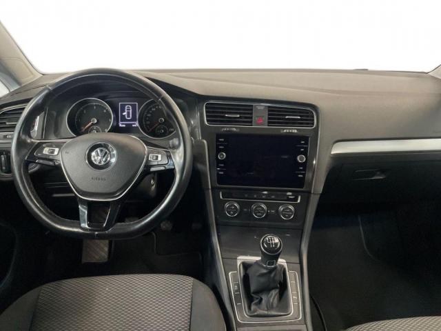 Volkswagen Golf Sw image 2