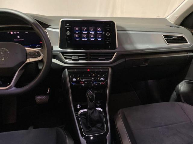 Volkswagen T-Roc image 9