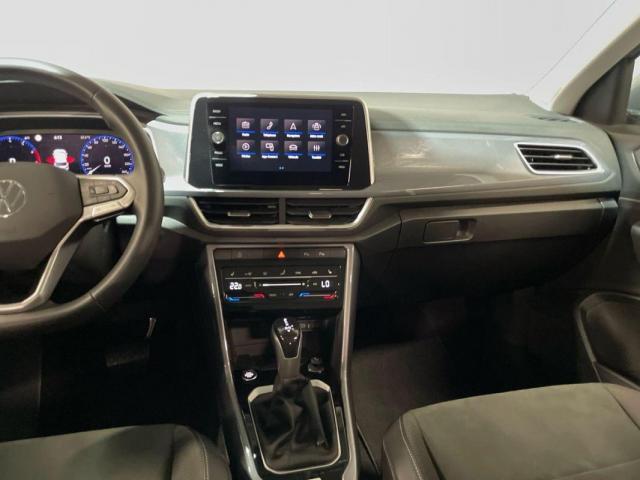 Volkswagen T-Roc image 2