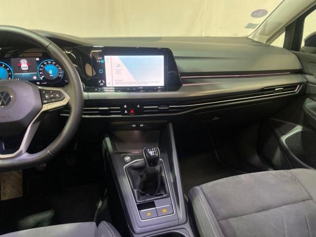 Volkswagen Golf image 9
