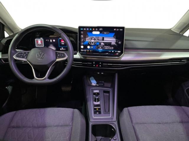 Volkswagen Golf image 7
