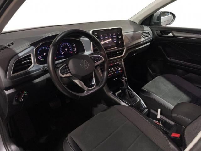 Volkswagen T-Roc image 7