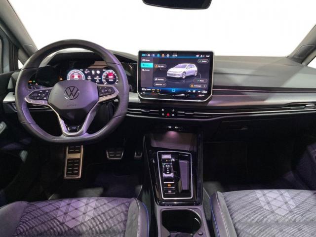 Volkswagen Golf image 7