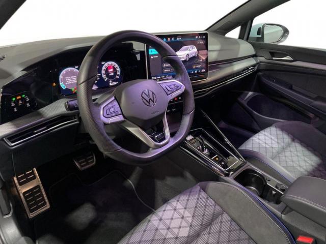 Volkswagen Golf image 4