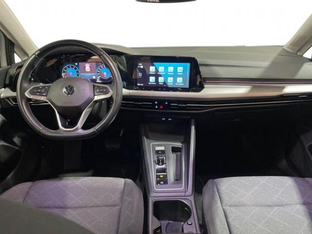 Volkswagen Golf image 9