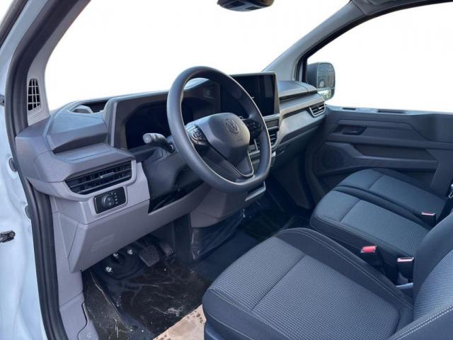 Volkswagen Transporter image 8