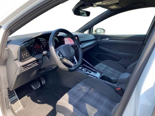 Volkswagen Golf image 8