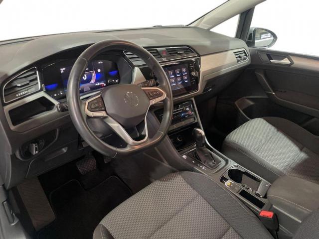 Volkswagen Touran image 8