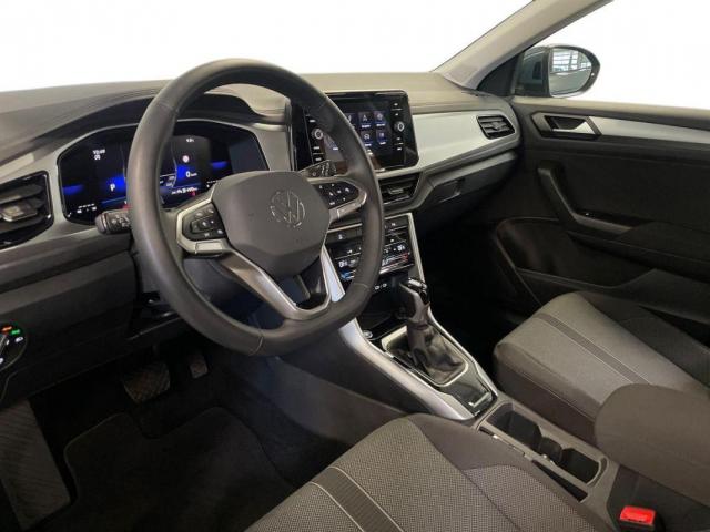Volkswagen T-Roc image 5