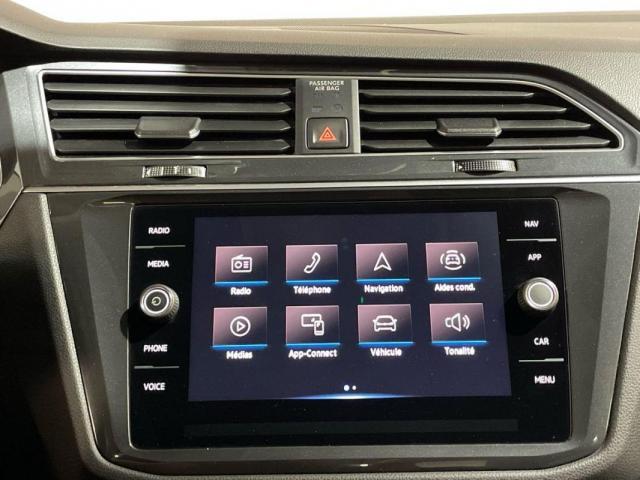 Volkswagen Tiguan image 8