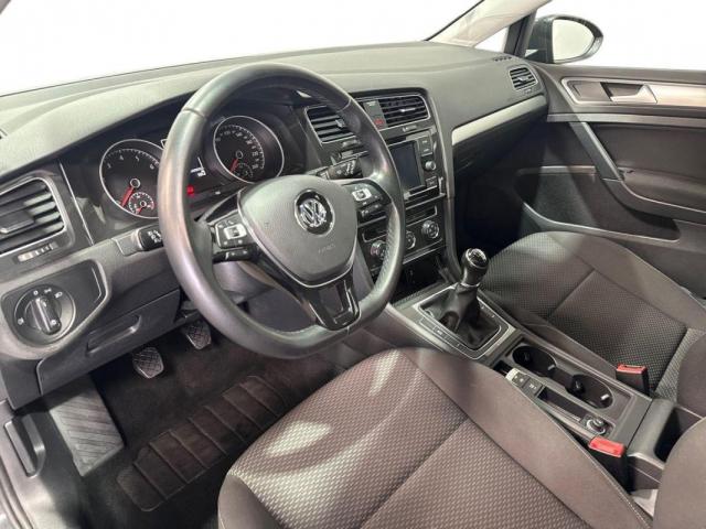 Volkswagen Golf image 2