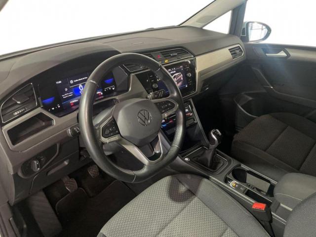 Volkswagen Touran image 3