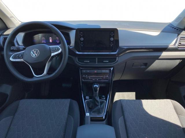 Volkswagen T-Cross image 1