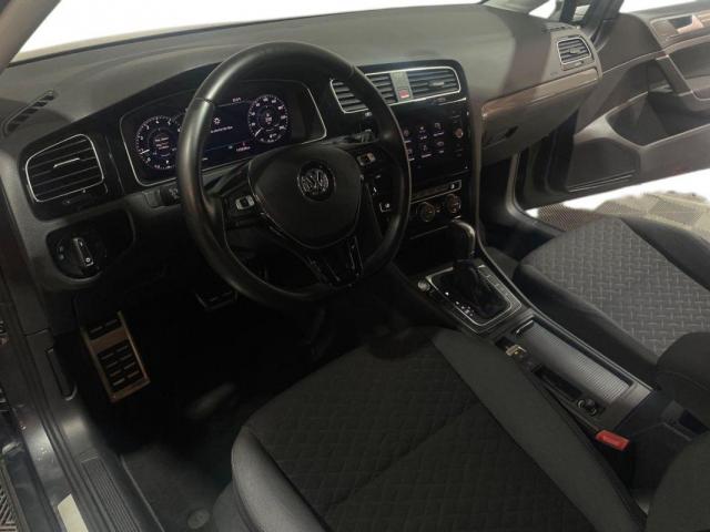 Volkswagen Golf image 1