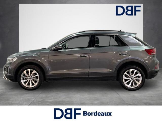 Volkswagen T-Roc image 2