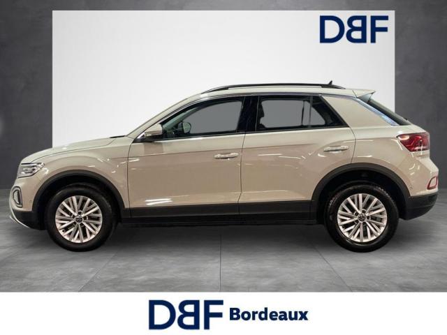 Volkswagen T-Roc image 2